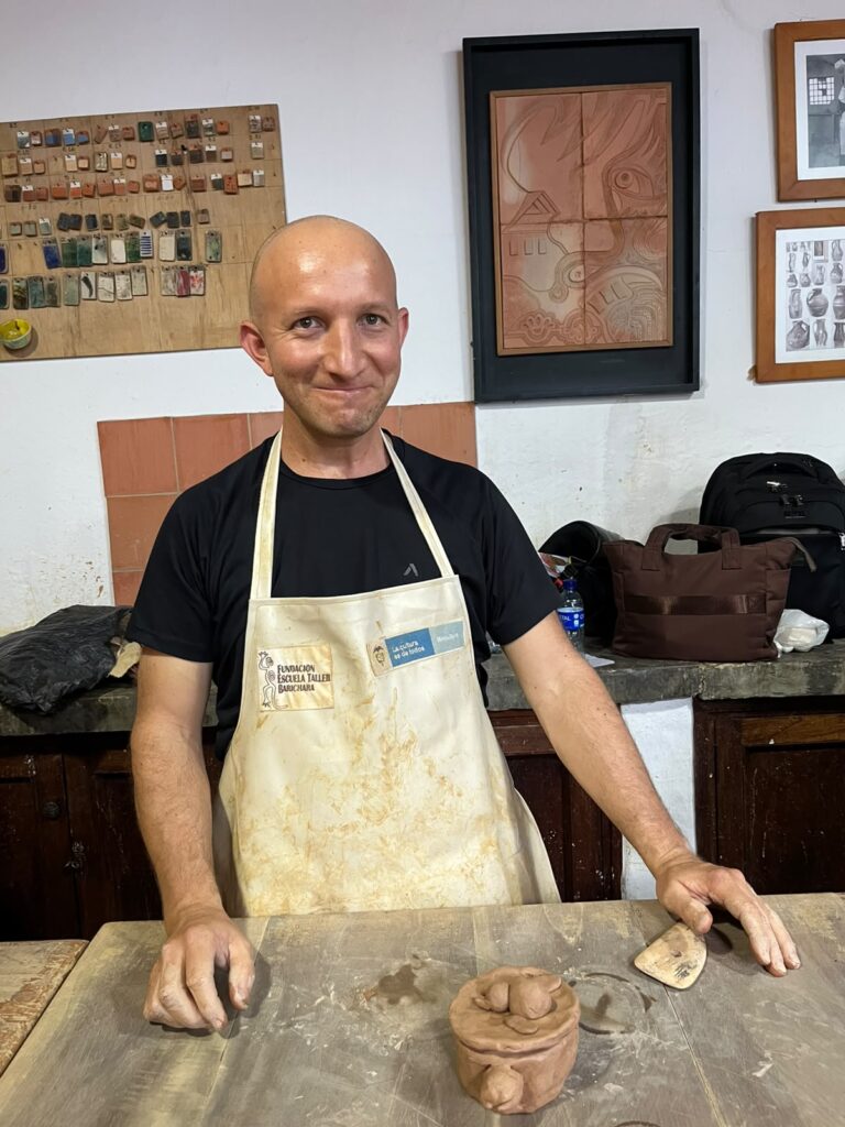 Capacitación a artesanos a nuevos usos de la arcilla